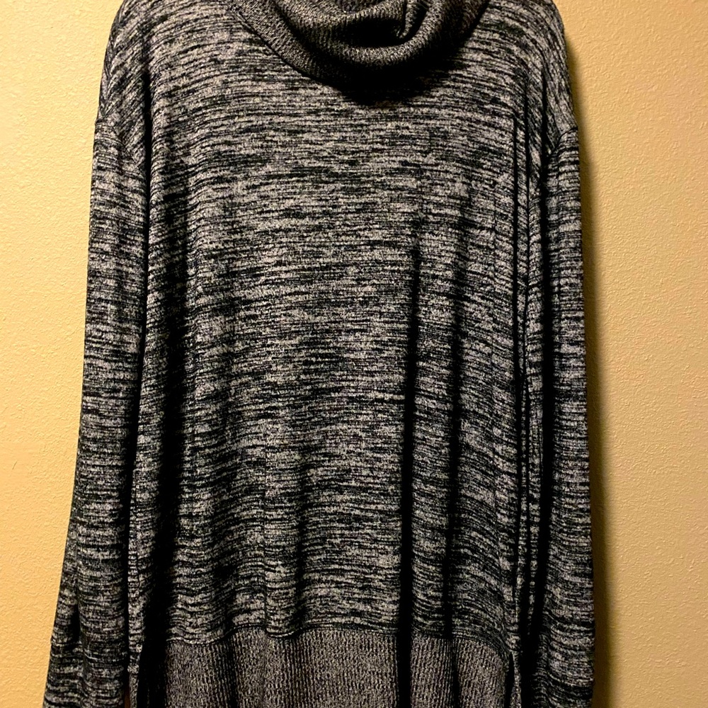 GAP turtleneck
